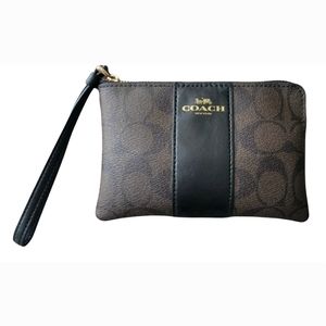 Coach brown leather Wristlet used